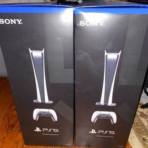 Fresh and new PlayStation 5 disc-free edition
